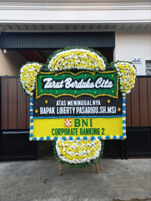 Papan Bunga Duka di Bewani